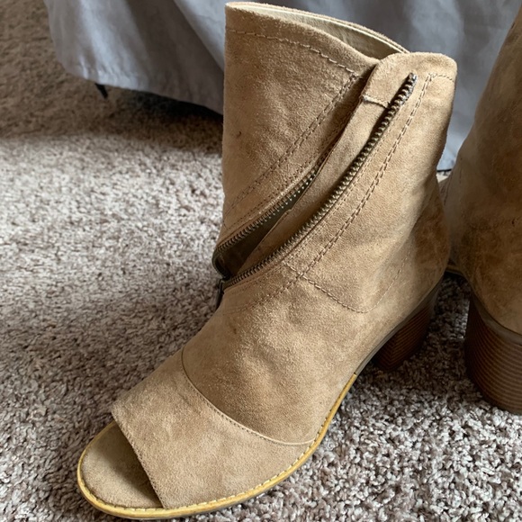 Wedges - Picture 4 of 4